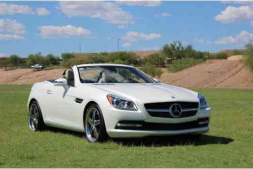 Mercedes-Benz SLK350 (2013)