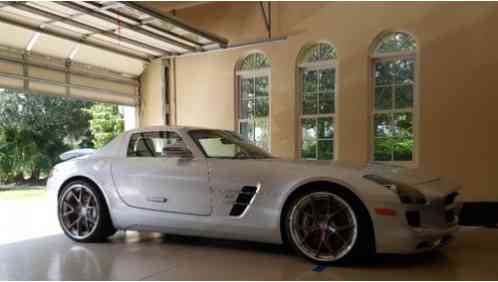 Mercedes-Benz SLS AMG GullWing (2011)