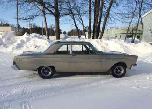 Mercury Comet 404 2-Door Sedan (1965)