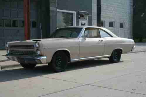 Mercury Comet Capri (1966)