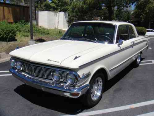 Mercury Comet CUSTOM 2 DOOR SEDAN (1963)