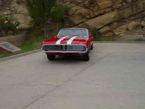 Mercury Cougar XR7 CONVERTIBLE (1969)