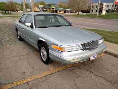 Mercury Grand Marquis (1996)