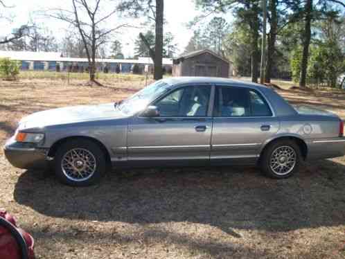 Mercury Grand Marquis (1999)