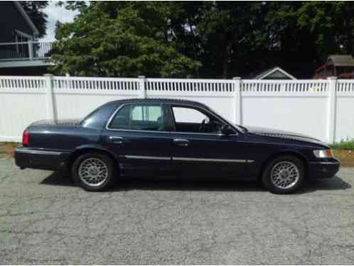 Mercury Grand Marquis (2000)