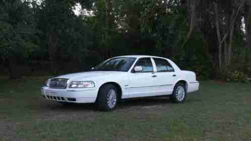 2011 Mercury Grand Marquis LS