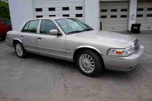 20110000 Mercury Grand Marquis LS