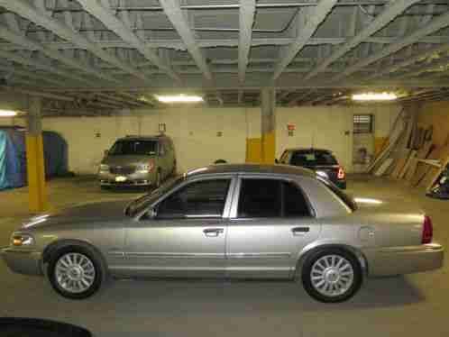 2009 Mercury Grand Marquis LS