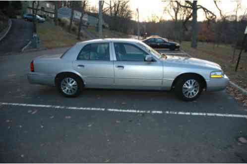 Mercury Grand Marquis LS Premium (2004)