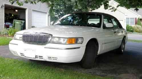 Mercury Grand Marquis (2000)