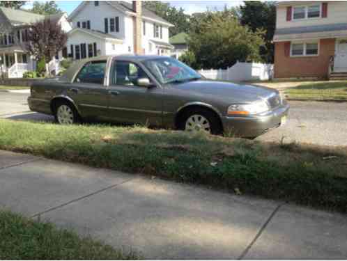 Mercury Grand Marquis (2004)