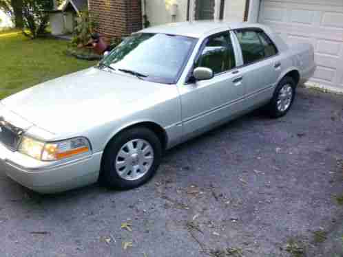 Mercury Grand Marquis (2005)