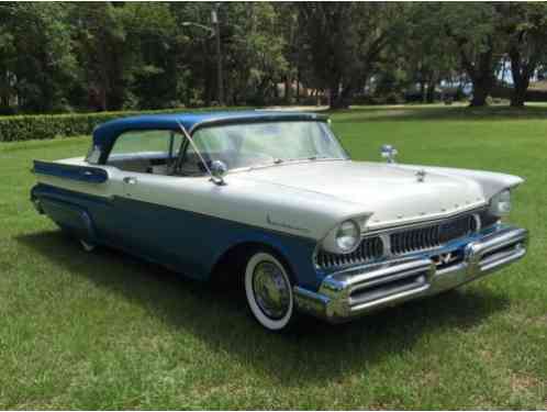 Mercury Monterey 4 Door Hardtop (1957)