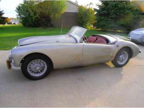 MG MGA Wire Wheels (1962)