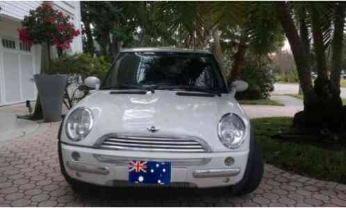 Mini Cooper (2003)