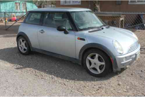 Mini Cooper (2003)