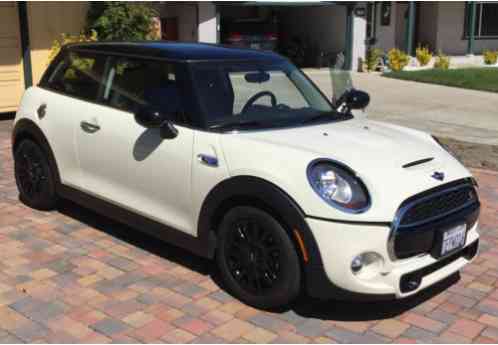 Mini Cooper Automatic with (2014)