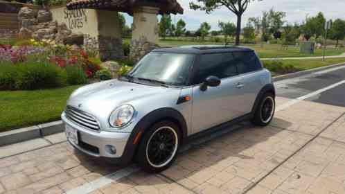 Mini Cooper (2008)