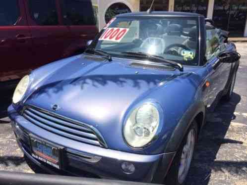 Mini Cooper CONVERTIBLE - LOW MILES (2005)