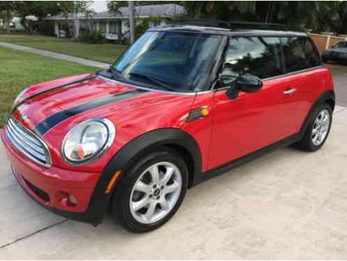 2009 Mini Cooper NO RESERVE~LEATHER~PANO ROOF~CARFAX CERTIFIED~NICE