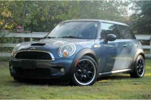 2009 Mini Cooper S 2 DOOR HATCHBACK