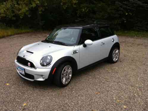 2010 Mini Cooper S 50th Anniv Camden Edition