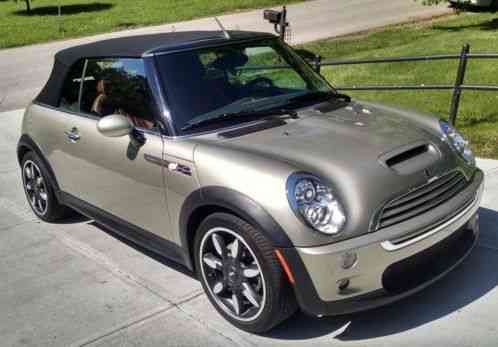 Mini Cooper S CONVERTIBLE MINI (2007)