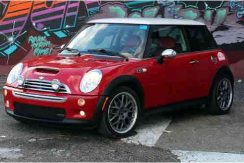 Mini Cooper S JOHN COOPER WORKS (2004)