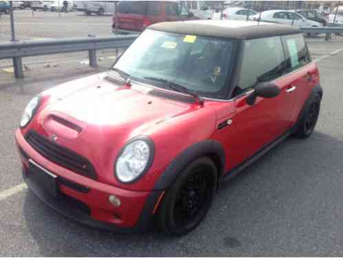 2005 Mini Cooper S S-Manual Transmission, Warranty, No Reserve