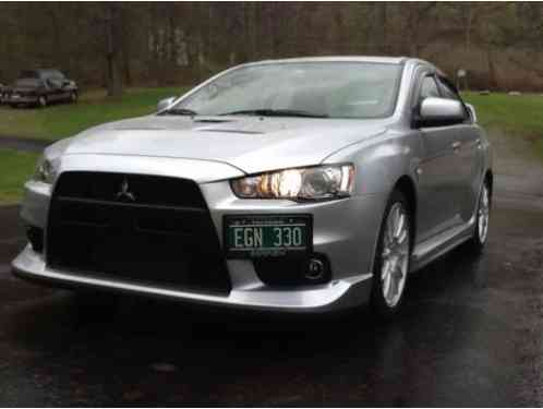 Mitsubishi Evolution (2011)