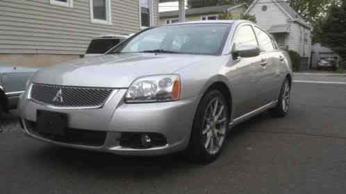 2012 Mitsubishi Galant SE