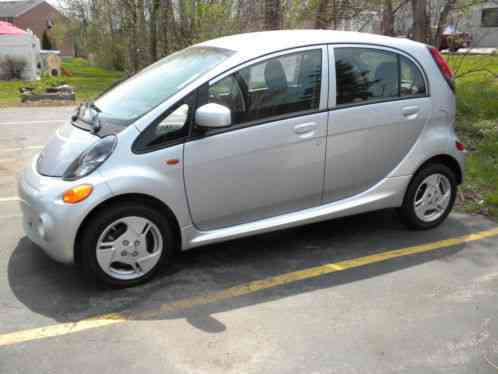 20120000 Mitsubishi i-MiEV SE