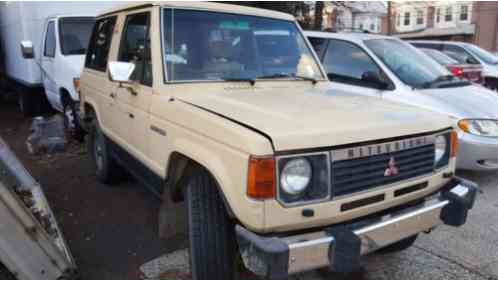 1987 Mitsubishi Montero