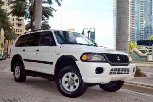 2002 Mitsubishi Montero