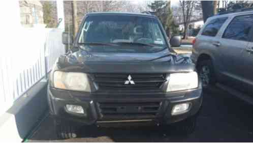 2002 Mitsubishi Montero Limited