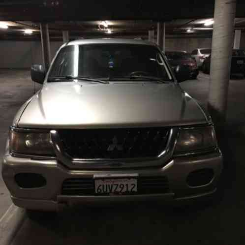 2002 Mitsubishi Montero sport