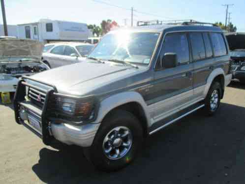 Mitsubishi Montero (1995)