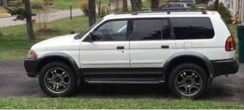 Mitsubishi Montero (2001)