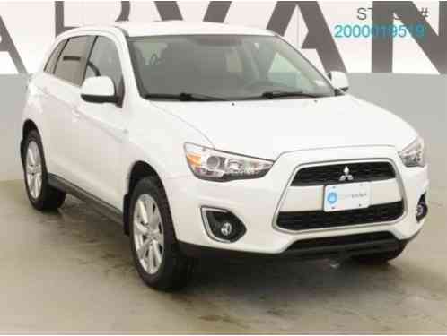 Mitsubishi Outlander Sport SE (2013)