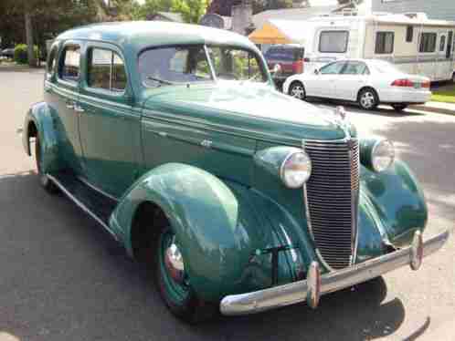 Nash Lafayette 400 sedan Lafayette (1937)