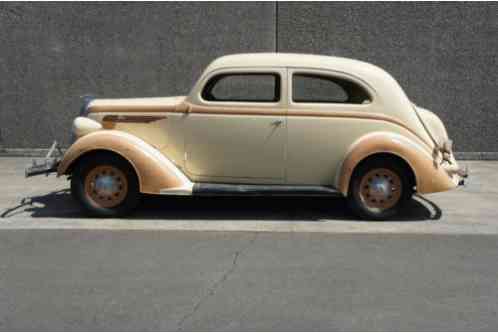 Nash Touring Victoria (1936)