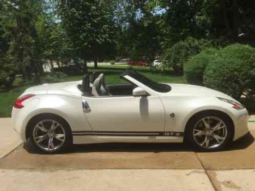 Nissan 370Z CONV TOURING SPORT (2010)