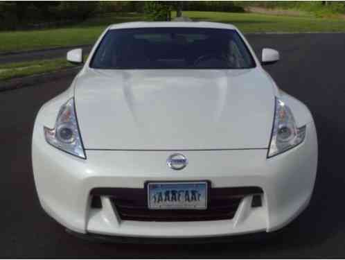 Nissan 370Z Base (2011)