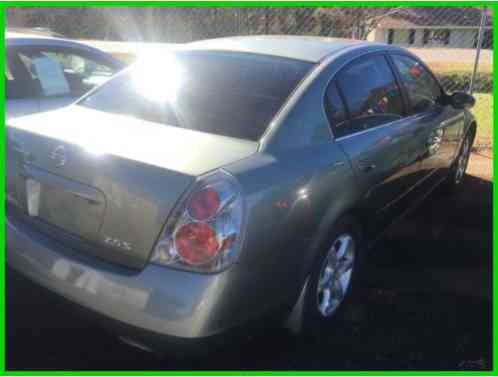 Nissan Altima 2. 5 (2005)