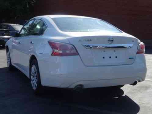 Nissan Altima 2. 5 S (2013)