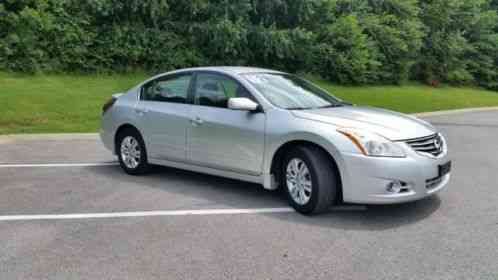 Nissan Altima 2. 5 S (2012)