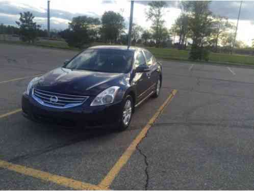 Nissan Altima SUNROOF BACK-UP (2010)