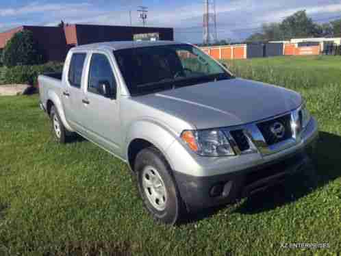 Nissan Frontier S (2013)