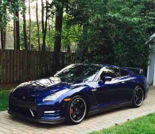 Nissan GT-R (2012)