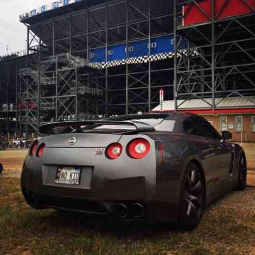 Nissan GT-R GT-R Premium (2011)